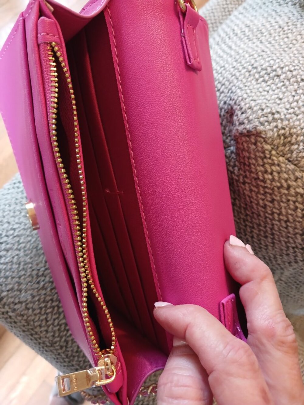 Bebe Sophia Crossbody Purse - Picture 6 of 6